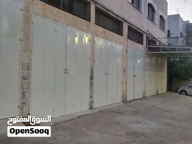 مخزن للايجار بمساحة 170متر مربع