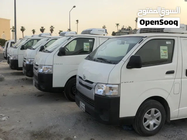 تويوتا هايس ثلاجة  2022