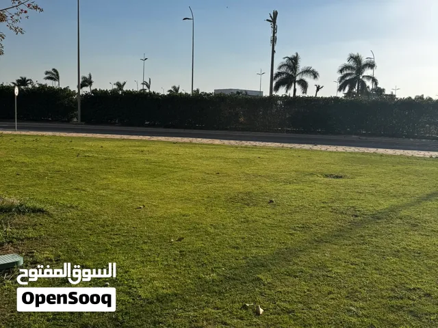 مقر شركه مبني متفرع من شارع المركبات