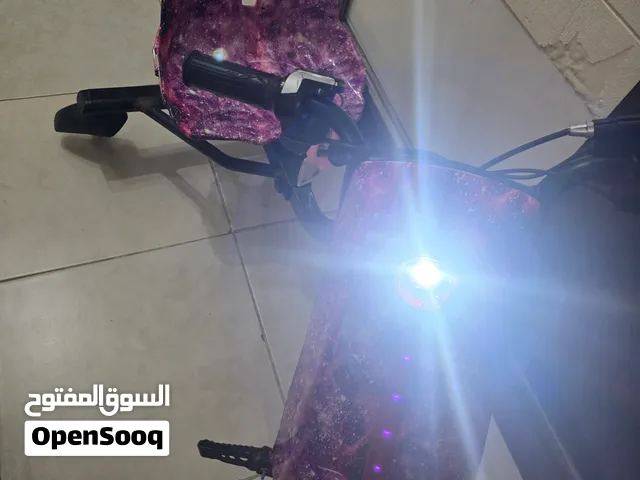 سيارة اطفال بحالة جيدة