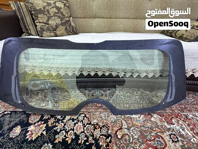 زجاج خلفي توسان 2024 جديد - غير مستخدم
