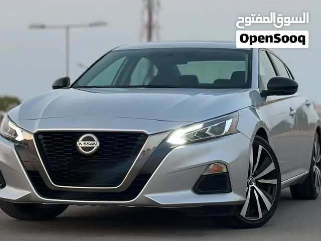Used Nissan Altima in Al Batinah