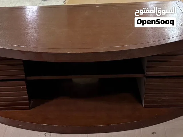 طاولة تلفزيون  كالجديدة