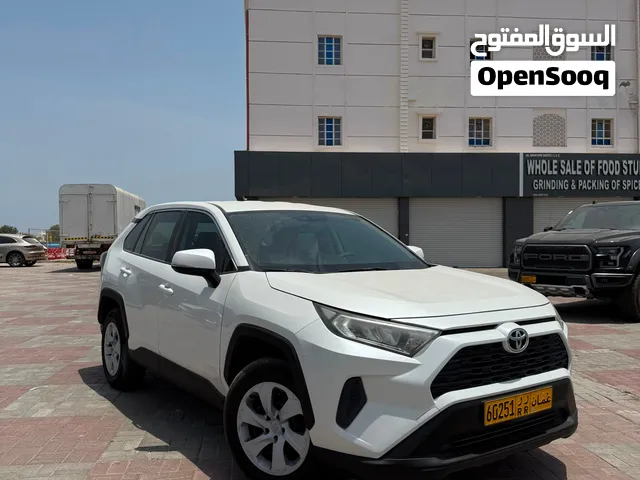 تويوتا RAV4 2019 دفع رباعي خليجي وكالة عمان