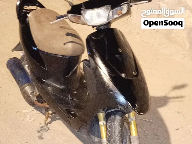 دراجة للبيع سعرها 200الف لخلل بيها كابريتا لمكان ابولخصيب شارع جوز وموز