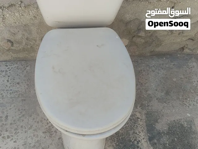 مرحاض مستعمل