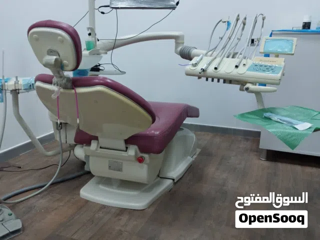 عيادة اسنان