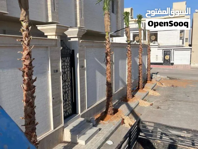 جميع الاشجار والنخيل