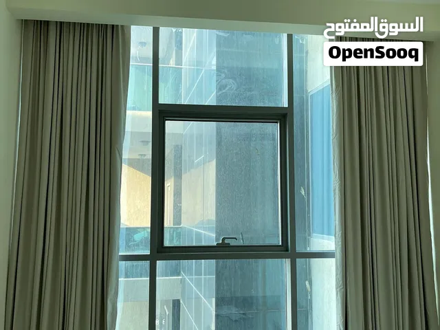 curtains with isntall