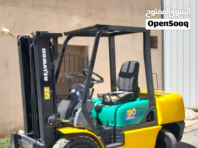 رافعه كوماتسو للبيع