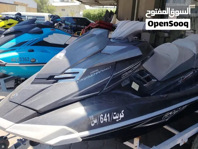 للبيع جت سكي اف اكس كروزر 2013 ياماها ماشي170 سيرفس جديد وتأمين ودفتر حديث