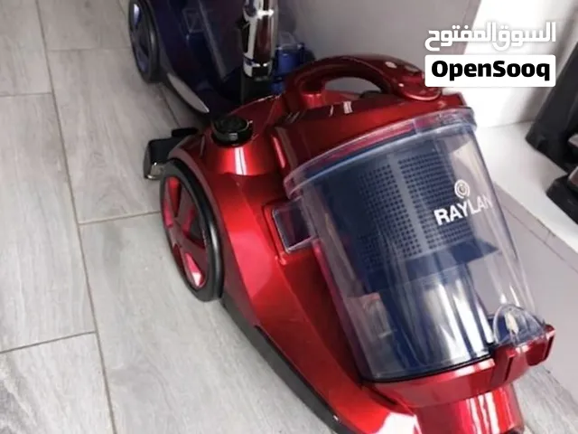 Aspirateur 1600W Marque Raylan Couleur Rouge