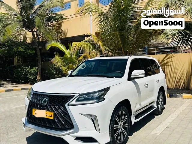 للبيع لكزس LX570 خليجي 2016 مع تأمين شامل مدة سنة