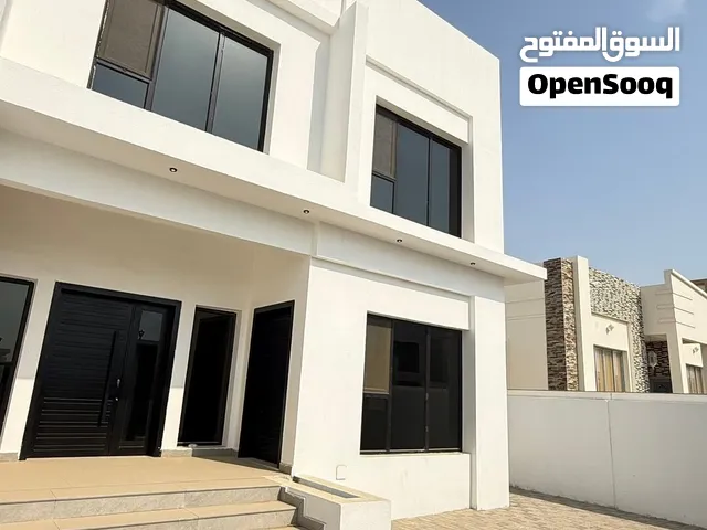 للبيع فيلا في المعبيلة الثامنه بسعر رخيص جدا