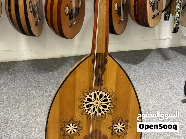 عود العندليب صناعة مصرية مع شنطة وريشة فقطط 35 دينار ( متوفر توصيل لجميع المحافظات )