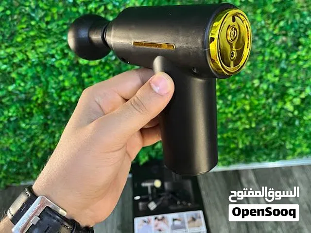 مسدس مساج للجسم لو بتعاني من تعب في عضلاتك أو شد في رقبتك وكتافك، المساج جون ده هيبقى المنقذ بتاعك!
