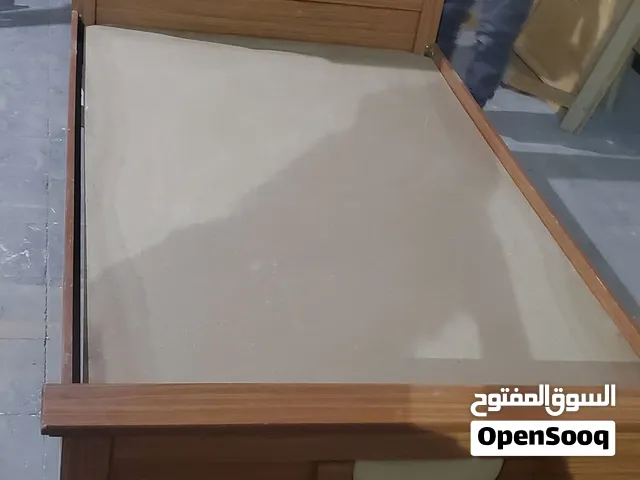 سرير نفر. ماليزي فخامه للبيع مستخدم