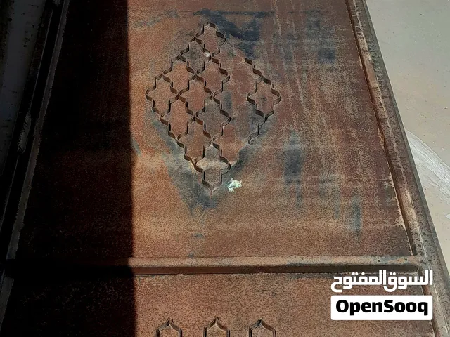 باب حديد قديم متين ربي ايبارك لايوجد سوس