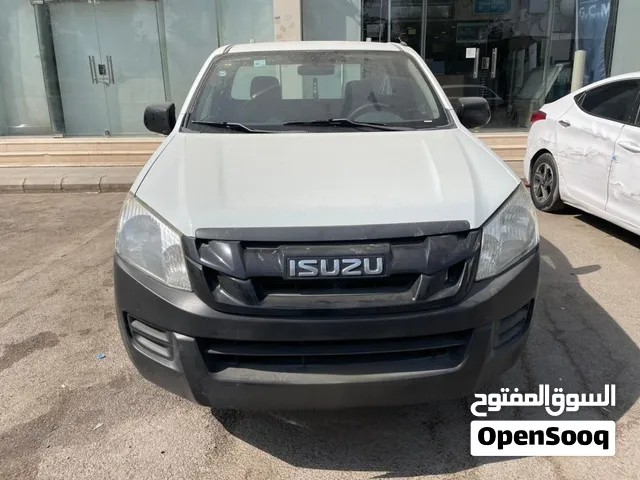 ISUZU D-MAX Pickup 2016
