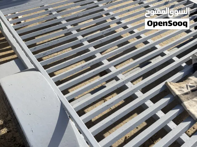 مقطورة دراجات بولاريس بحالة ممتازة، تسجيل دبي جديد 3 سنوات