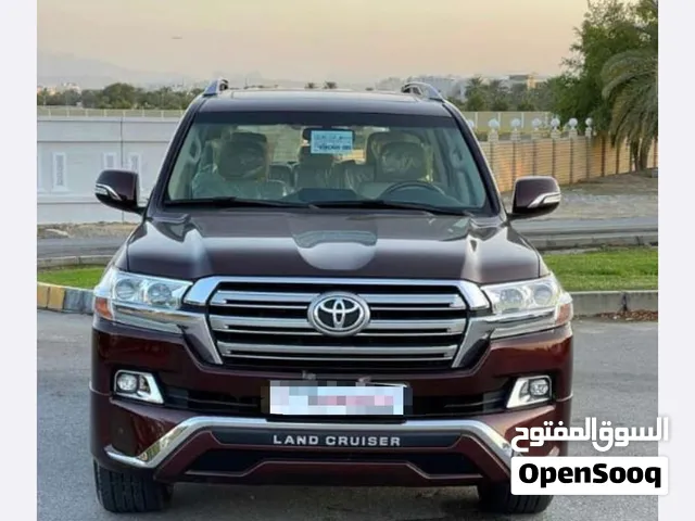 Used Toyota Land Cruiser in Muscat