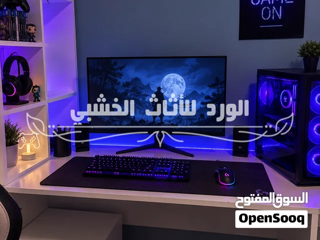 مكتب جيمينغ حجم كبير مع رفوف  قياس 140 120 ب 60  موجود جميع الالوان  تفصيل محلي وليس تجاري  خشب لامي