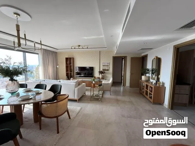 شقة للبيع في زيد ايست نجيب ساويرس - Zed East القاهرة الجديدة فيو مميز على جاردن
