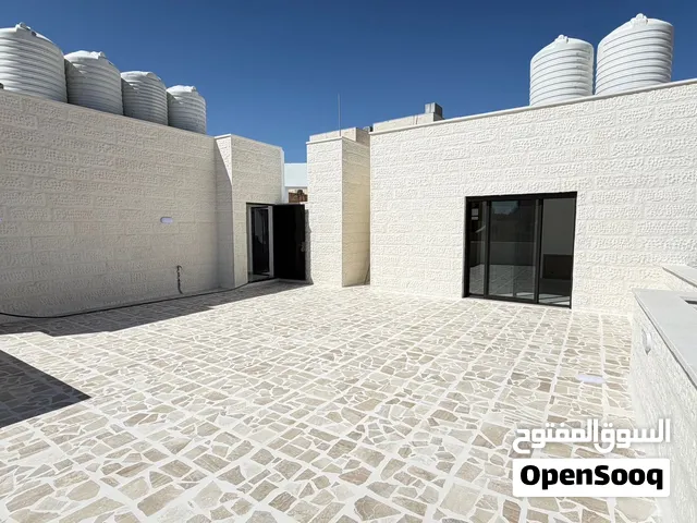 شقة طابق أخير مع روف للبيع -خلدا