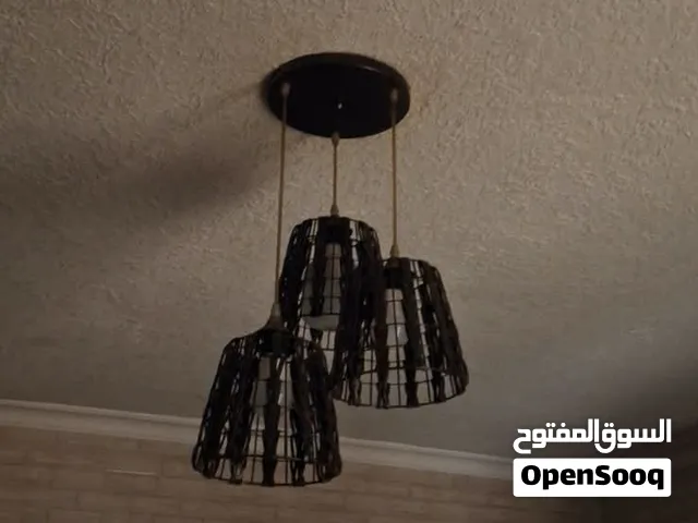 ثريات للسقف