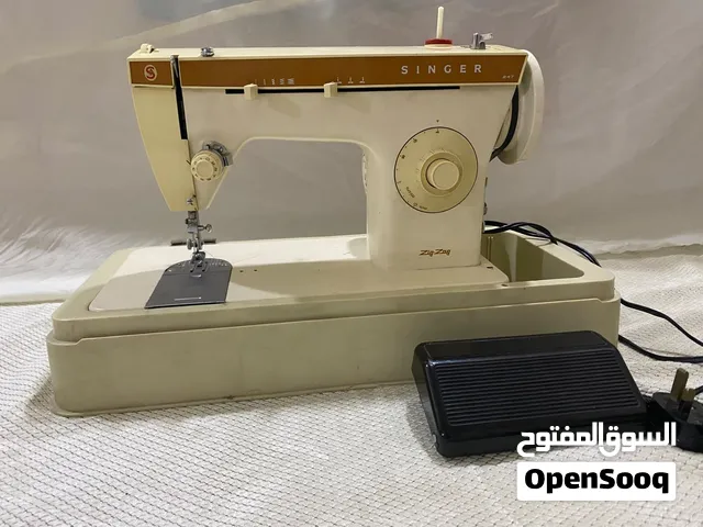 مكينة خياطة