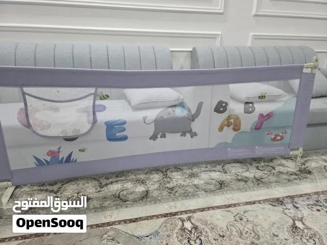 حاجز لسرير الأطفال