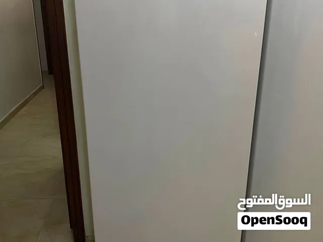 فريزر neon بحالة ممتازة مكون من ست جوارير