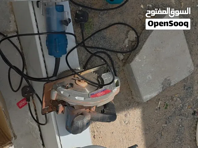 معدات نجارة شبة جديدة قيمتها اكثر من 5 الاف للبيع ب 500 درهم جميعها تعمل بشكل ممتاز )اربعه(