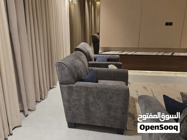 كنب، يتسع ل 8 اشخاص