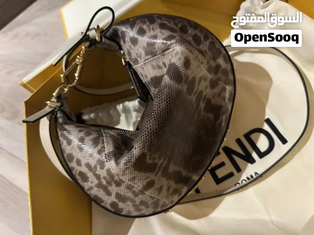 شنطة فندي ..