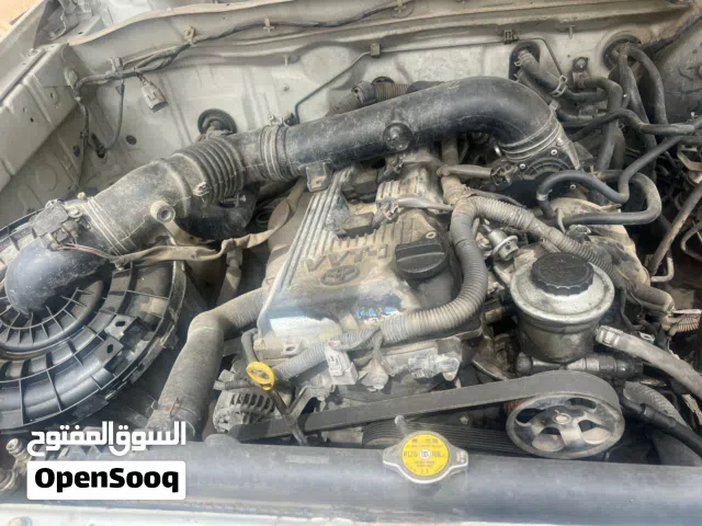 للبيع قطع غيار بيكاب هيلوكس