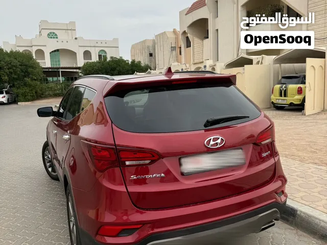 Hyundai Santa Fe Sport *FULL OPTION*