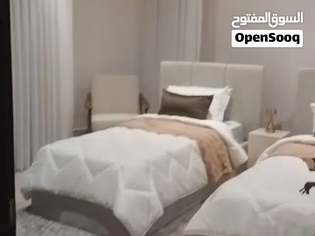 فندق. 7 طوابق . مفروش . بلكامل . يحتوى على غرف وشقق واجنحه . ايجار . بلقرب من مدرسة على وريث .