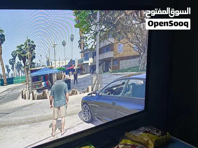 شاشة TCL بحجم 32 بوصة LED  مناسبه لل العاب بحالة ممتازة للبيع