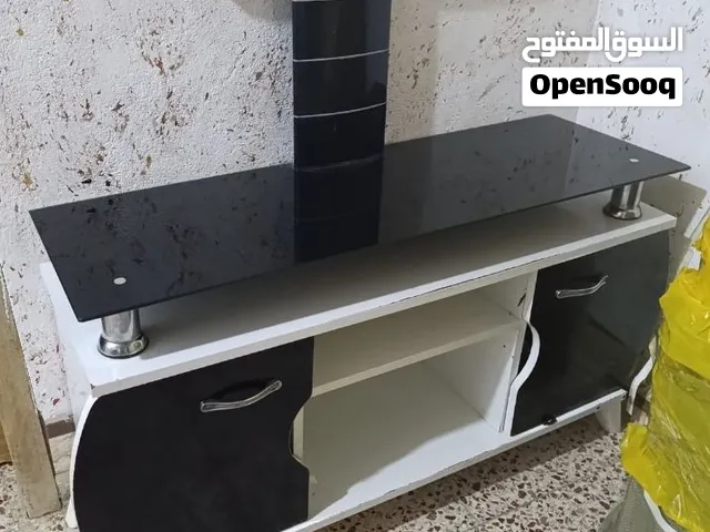 ميز بلازمة مستخدم لبيع