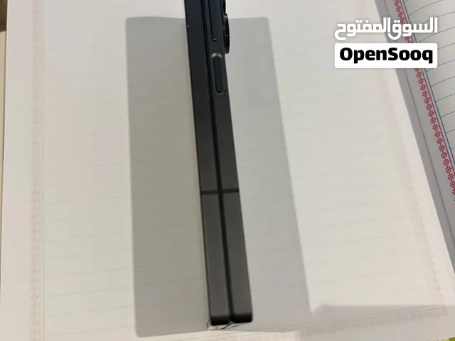 Fold 5 . 512gb . Carbon fiber edition