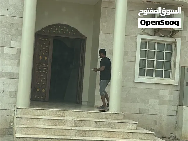 100 m2 2 Bedrooms Apartments for Rent in Dhofar Salala