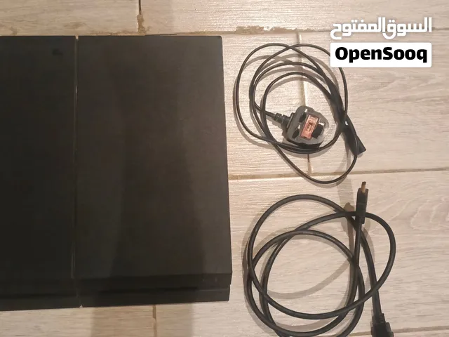 للبيع بلايستيشن 4 (PS4) سعة 500 جيجا – بحالة جيدة