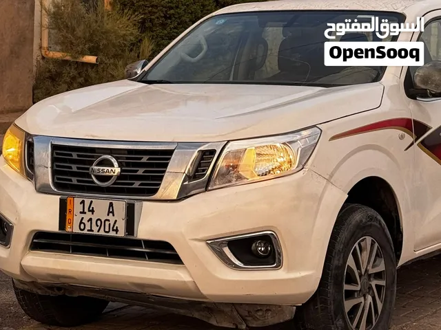 بيكب نافارا 2016 كير عادي - كرسي وربع امامي تبريد امامي خلفي - ويل كب - محرك بانزين - ومنظومة غاز