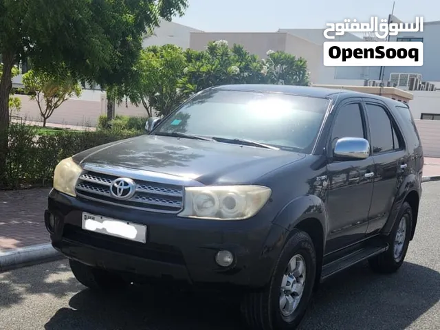 2009 Toyota Fortuner 2.7L VVT-i 4WD  GCC Specs  No Accident History