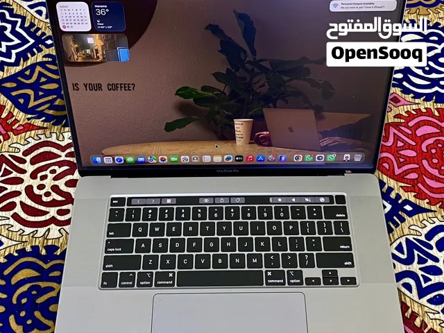 MacBook Pro 2019 16inch i9 processor 1TB storage