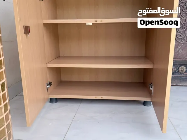 دولاب خشبي