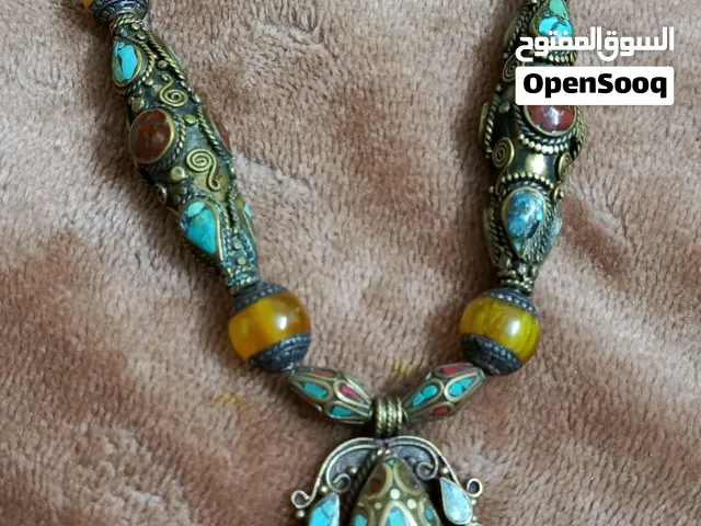 عقد ستاتي مرصع عقيق فيروز كهرمان