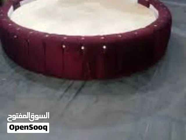 تخت دائري مع فرشة
