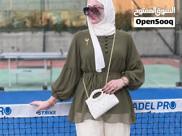 قميص شيفون مع كيلوت عريض